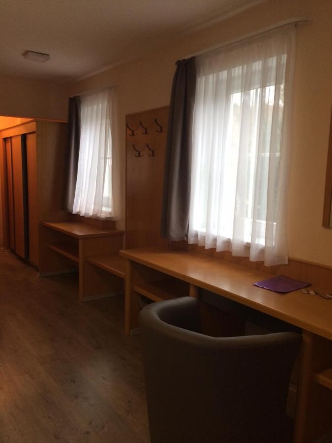 Hotel Zsida 赛特古特哈德 外观 照片