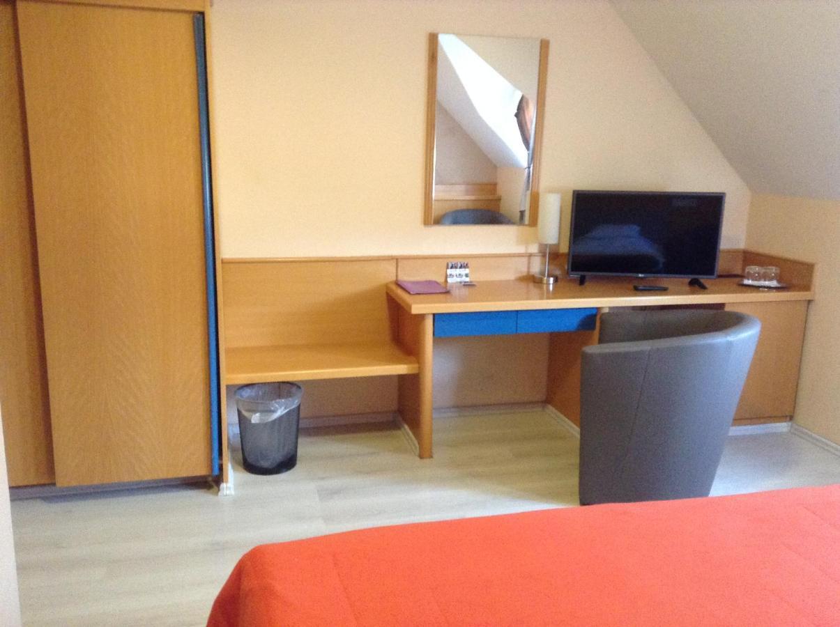 Hotel Zsida 赛特古特哈德 外观 照片